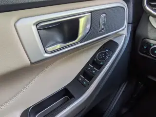 Ford Explorer 2022 XLT 4 puertas SUV