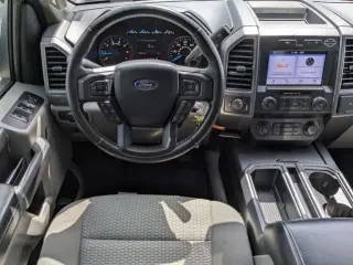 Ford F-150 2019 4x2 XLT 4 puertas SuperCrew 5.5 pies. SB