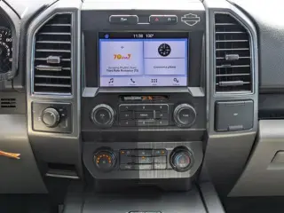 Ford F-150 2019 4x2 XLT 4 puertas SuperCrew 5.5 pies. SB