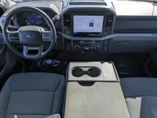 Ford F-150 2025 4x2 XLT 4 puertas SuperCrew 5.5 pies SB