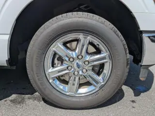 Ford F-150 2025 4x2 XLT 4 puertas SuperCrew 5.5 pies SB