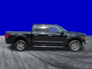 Ford F-150 2025 4x4 XLT 4 puertas SuperCrew 5.5 pies. Caja corta