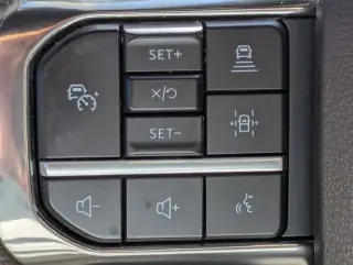 Ford F-150 2021 4x4 King Ranch 4 puertas SuperCrew 5.5 pies. Caja corta