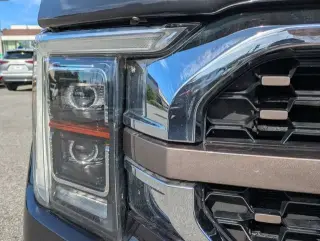 Ford F-150 2021 4x4 King Ranch 4 puertas SuperCrew 5.5 pies. Caja corta
