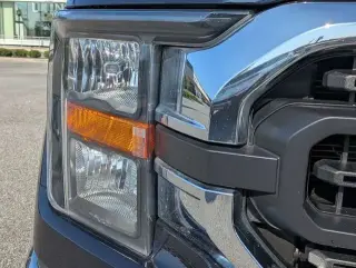 Ford F-150 2023 4x4 XLT 4 puertas SuperCrew 5.5 pies. SB