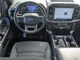 Ford F-150 2022 4x4 XLT 4 puertas SuperCrew 5.5 pies. SB