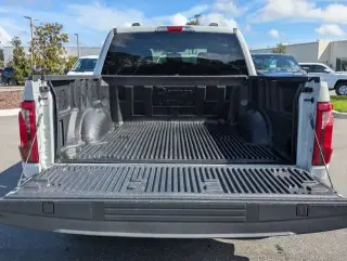 Ford F-150 2024 4x4 XLT 4 puertas SuperCrew 5.5 pies. SB