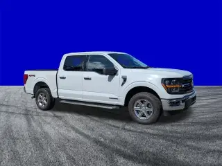 Ford F-150 2024 4x4 XLT 4 puertas SuperCrew 5.5 pies. SB