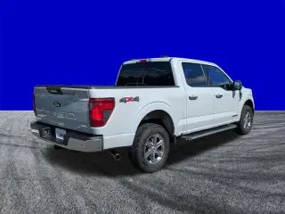 Ford F-150 2024 4x4 XLT 4 puertas SuperCrew 5.5 pies. SB
