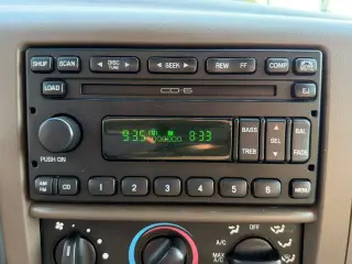 Ford F-350 Super Duty 2004 4 puertas SuperCab XL 4WD SB