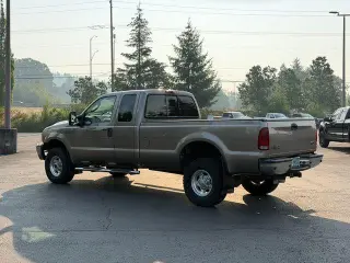 Ford F-350 Super Duty 2004 4 puertas SuperCab XL 4WD SB