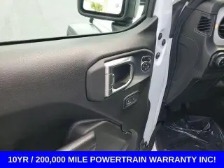 Jeep Wrangler 2025 4x4 Sport 4 puertas SUV