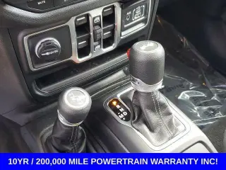 Jeep Wrangler 2025 4x4 Sport 4 puertas SUV