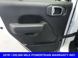 Jeep Wrangler 2025 4x4 Sport 4 puertas SUV
