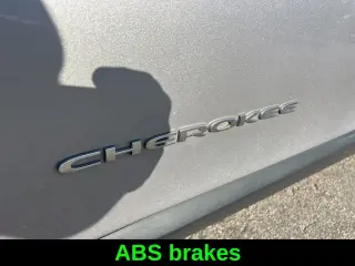 Jeep Cherokee 2020 4x4 Latitude Plus 4 puertas SUV
