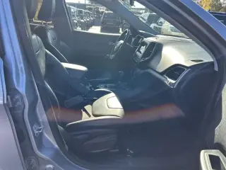 Jeep Cherokee 2020 4x4 Latitude Plus 4 puertas SUV