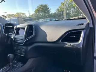 Jeep Cherokee 2020 4x4 Latitude Plus 4 puertas SUV