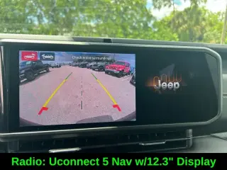 Jeep Wrangler 2025 4x4 Sahara 4 puertas SUV