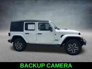 Jeep Wrangler 2025 4x4 Sahara 4 puertas SUV