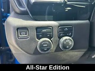 Chevrolet Silverado 1500 2023 4x4 LT 4 puertas Cabina Crew 5.8 pies. SB con 1LT