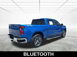 Chevrolet Silverado 1500 2023 4x4 LT 4 puertas Cabina Crew 5.8 pies. SB con 1LT