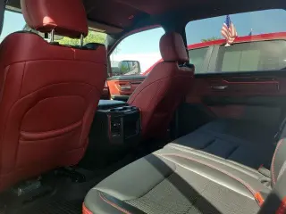Ram 1500 2022 4x4 Rebel 4 puertas Cabina Crew 5.6 pies. SB Pickup