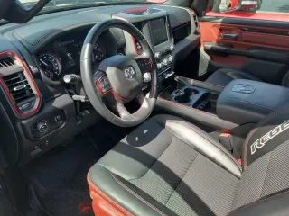 Ram 1500 2022 4x4 Rebel 4 puertas Cabina Crew 5.6 pies. SB Pickup