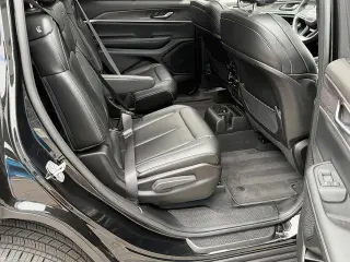 Jeep Grand Cherokee L 2025 4x2 Limited 4 puertas SUV