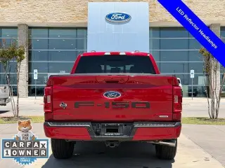 Ford F-150 2022 4x2 XLT 4 puertas SuperCrew 6.5 pies. SB
