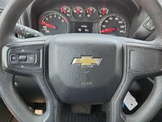 Chevrolet Silverado 1500 2021 4x2 Custom 4 puertas Cabina Doble 6.6 pies SB