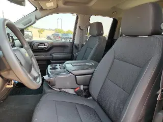 Chevrolet Silverado 1500 2021 4x2 Custom 4 puertas Cabina Doble 6.6 pies SB
