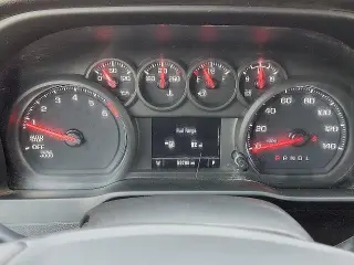 Chevrolet Silverado 1500 2021 4x2 Custom 4 puertas Cabina Doble 6.6 pies SB