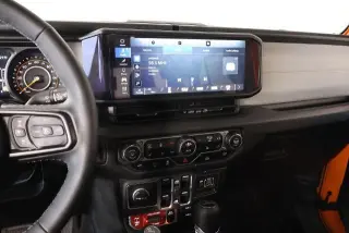 Jeep Gladiator 2025 4x4 Sport 4 puertas Crew Cab 5.0 pies. SB