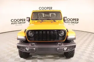 Jeep Gladiator 2025 4x4 Sport 4 puertas Crew Cab 5.0 pies. SB
