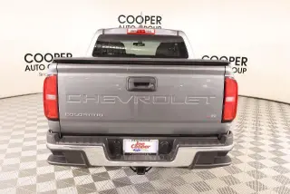 Chevrolet Colorado 2022 4x4 Camioneta de Trabajo 4 puertas Cabina Crew 5 pies. Caja Corta