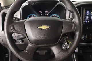 Chevrolet Colorado 2022 4x4 Camioneta de Trabajo 4 puertas Cabina Crew 5 pies. Caja Corta