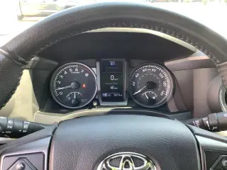 Toyota Tacoma 2023 4x4 TRD Pro 4 puertas Doble Cabina 5.0 pies SB 6M