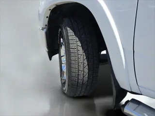 Ram 1500 2022 4x2 Laramie 4 puertas Cabina Crew 5.6 pies. SB Pickup