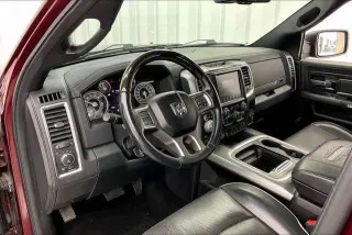 Ram 1500 2016 4x4 Laramie Limited 4 puertas Cabina de equipo 5.5 pies. Caja corta Pickup