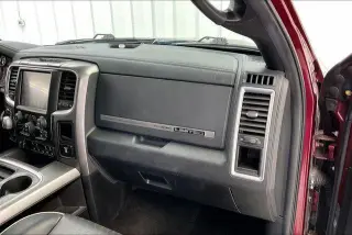 Ram 1500 2016 4x4 Laramie Limited 4 puertas Cabina de equipo 5.5 pies. Caja corta Pickup