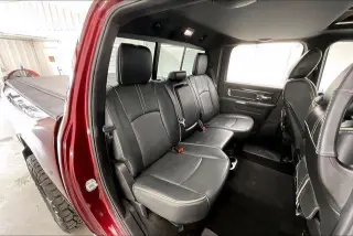 Ram 1500 2016 4x4 Laramie Limited 4 puertas Cabina de equipo 5.5 pies. Caja corta Pickup