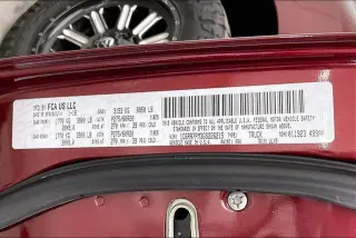 Ram 1500 2016 4x4 Laramie Limited 4 puertas Cabina de equipo 5.5 pies. Caja corta Pickup
