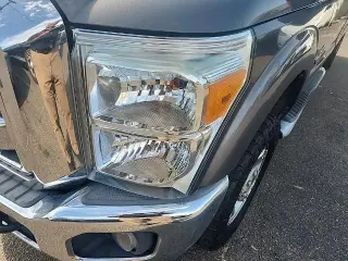Ford F-250 Super Duty 2014 4x4 XLT Cabina Super 4 puertas 6.8 pies. Pickup