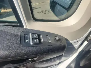 Furgón de carga Ram ProMaster 2014 2500 con distancia entre ejes de 136 pulgadas, 3 puertas y techo alto
