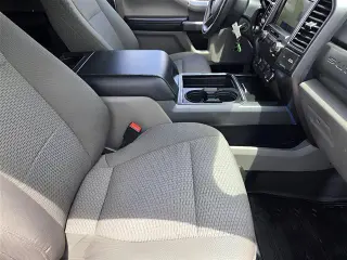 Ford F-250 Super Duty 2022 4x4 XLT Cabina Crew 4 puertas 6.8 pies. Caja corta Pickup