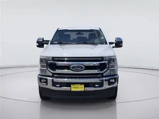 Ford F-250 Super Duty 2022 4x4 XLT Cabina Crew 4 puertas 6.8 pies. Caja corta Pickup