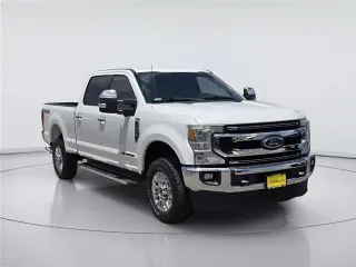 Ford F-250 Super Duty 2022 4x4 XLT Cabina Crew 4 puertas 6.8 pies. Caja corta Pickup