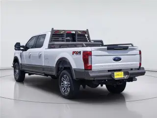 Ford F-350 Super Duty 2019 4x4 Lariat 4 puertas Cabina Crew 6.8 pies. SRW Pickup
