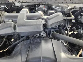 Ford F-250 Super Duty 2019 4x2 XL 2 puertas Cabina Regular 8 pies LB Pickup