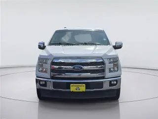 Ford F-150 2017 4x2 Lariat 4 puertas SuperCrew 5.5 pies. SB